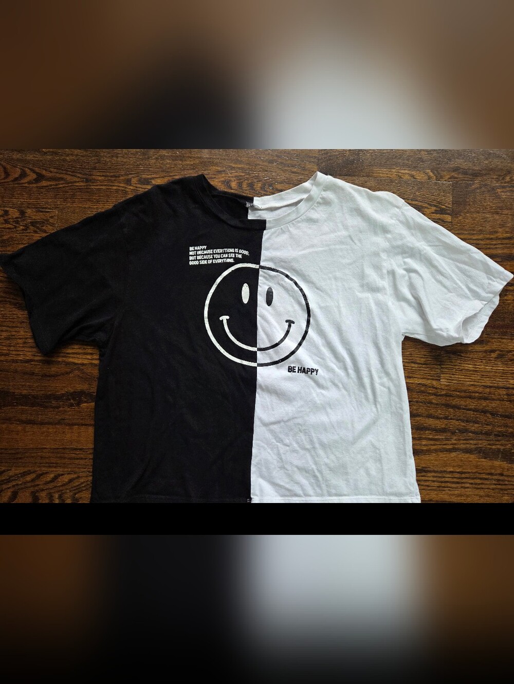 Organic Generation Cotton Black & White Short Sleeve Tee with Smiley Graphic